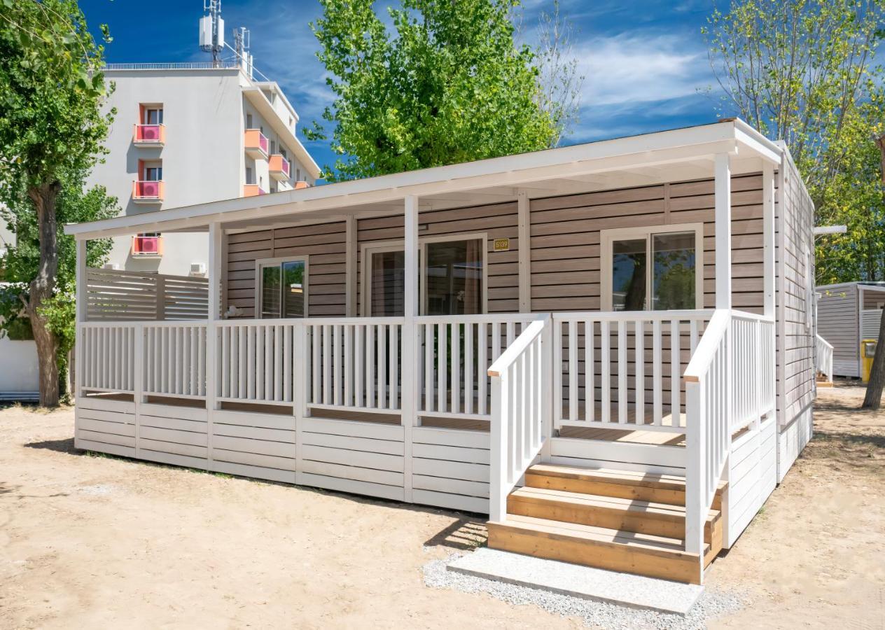 Club Del Sole Rimini Family Resort Экстерьер фото